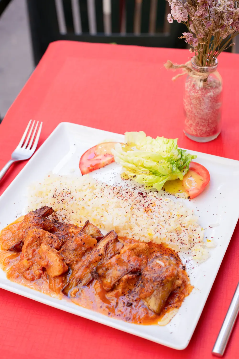 Tchelokhorechte Bademjounne (Fricassé de veau sauce aubergine)