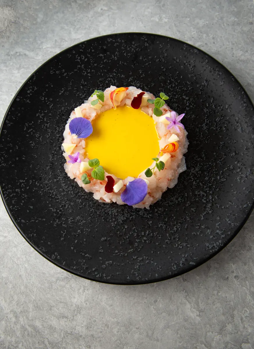 Tartare de gambas crème de coco à la mangue